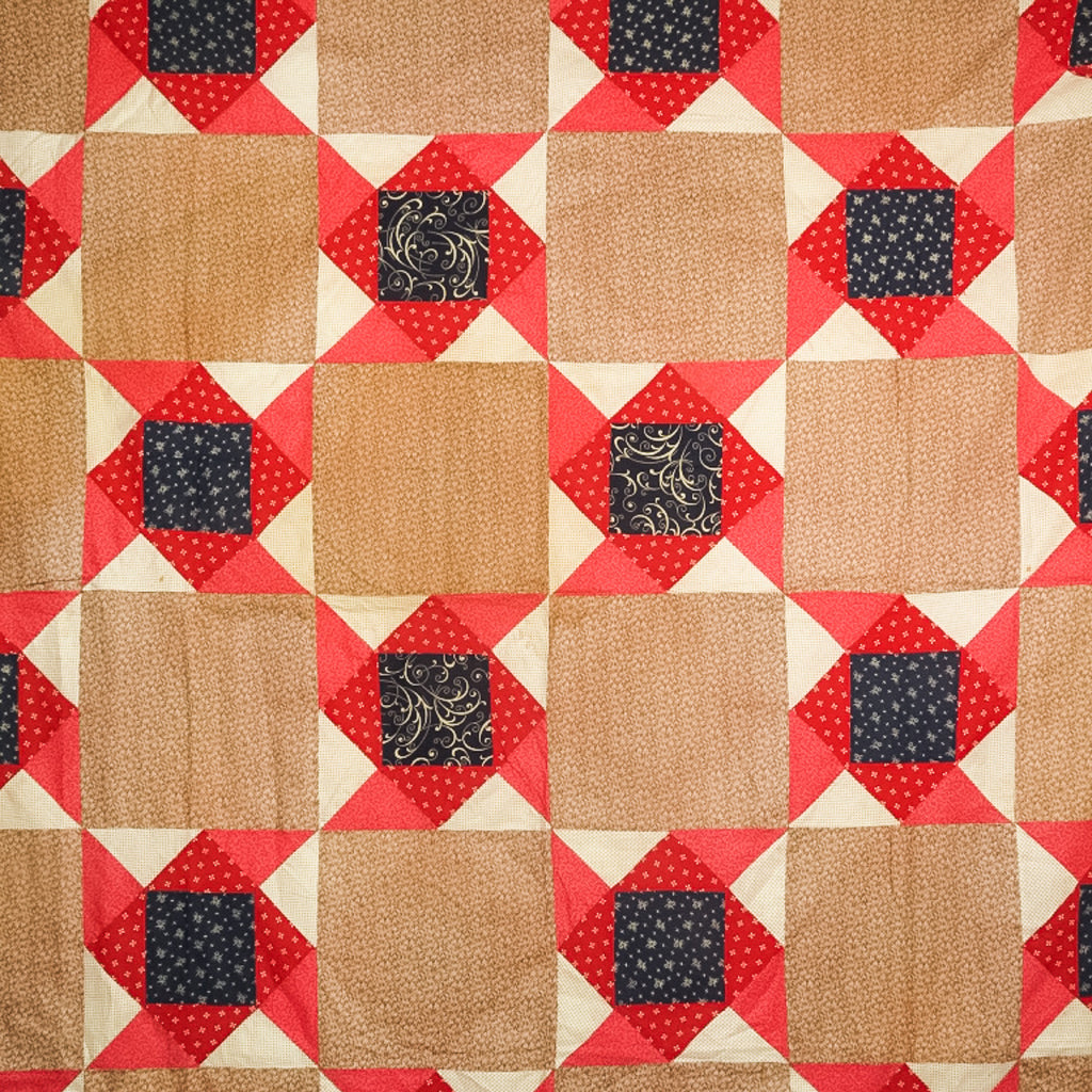 Antique American Log Cabin Patchwork Quilt